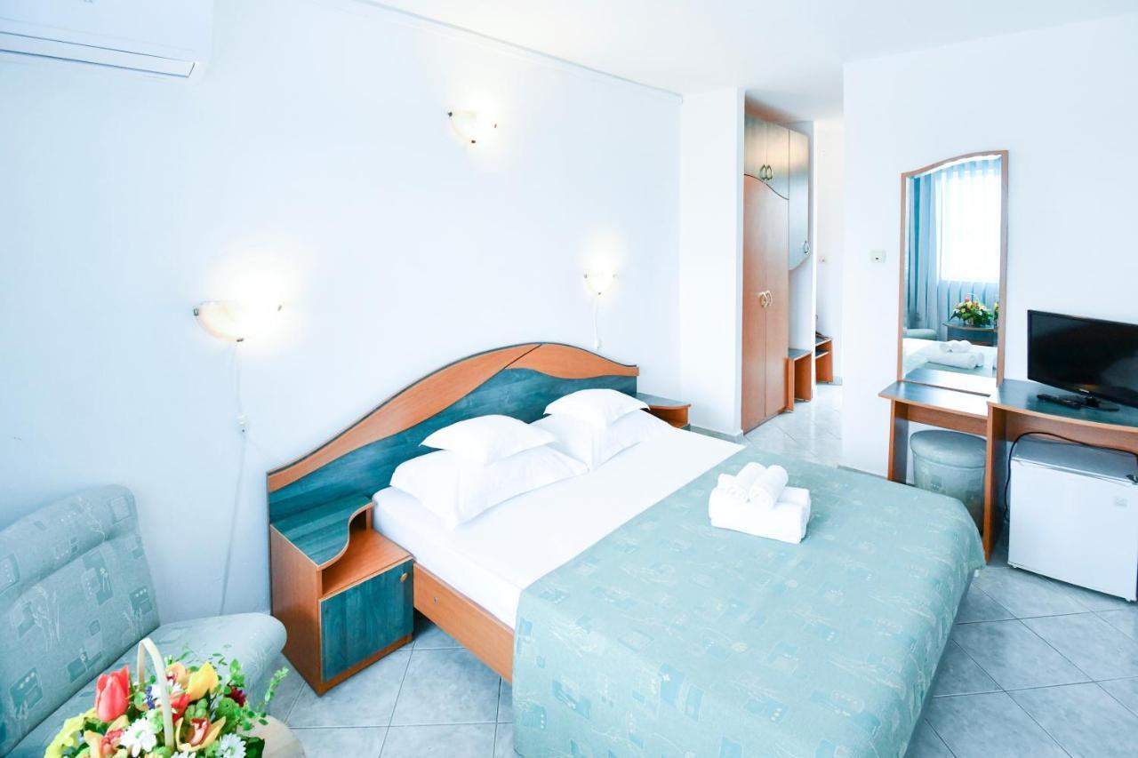 Complex Tismana 3* All Inclusive Jupiter Ngoại thất bức ảnh