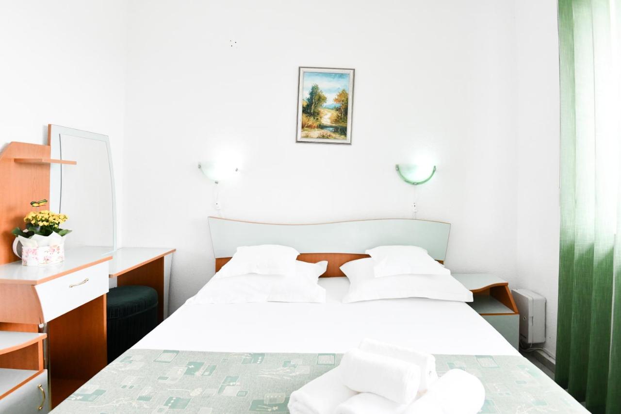 Complex Tismana 3* All Inclusive Jupiter Ngoại thất bức ảnh